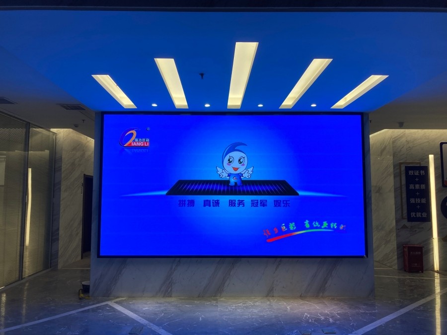 湖北小間距LED顯示屏壓鑄鋁箱體安裝方式